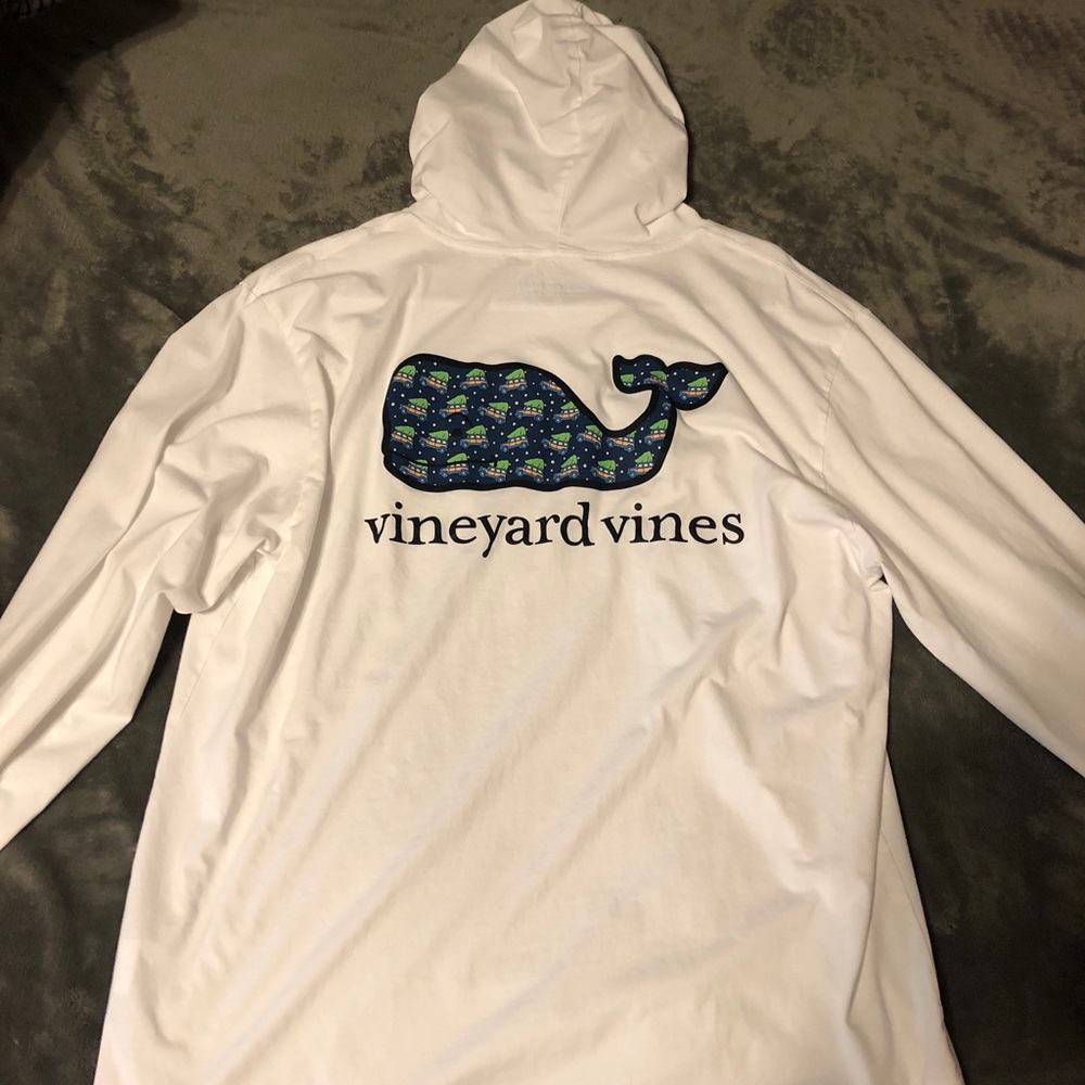 Vineyard Vines men's long sleeve t-shirt